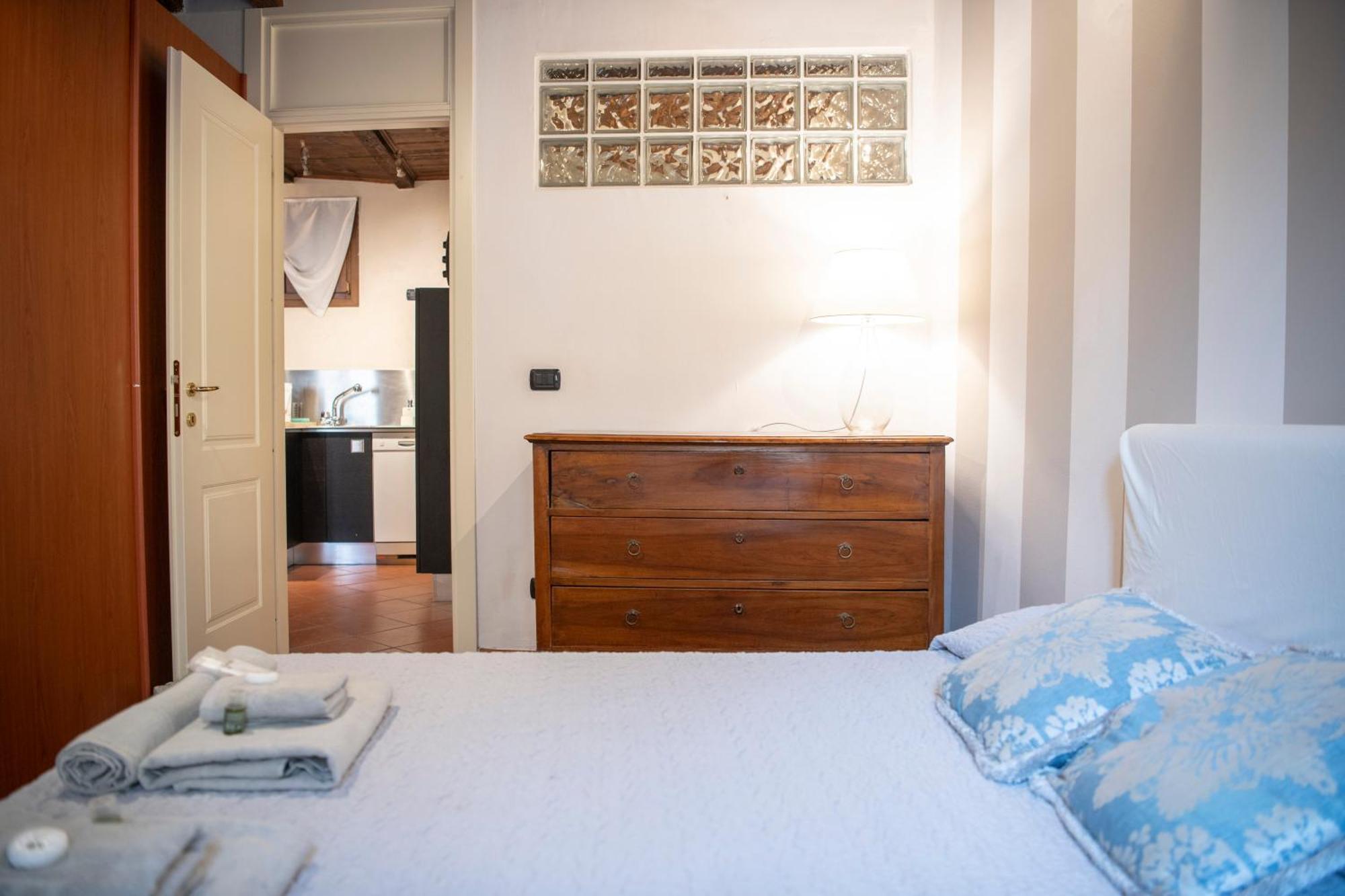 Ai Piedi Del Castello / 4Pl / Apt. Full Verona Exterior foto